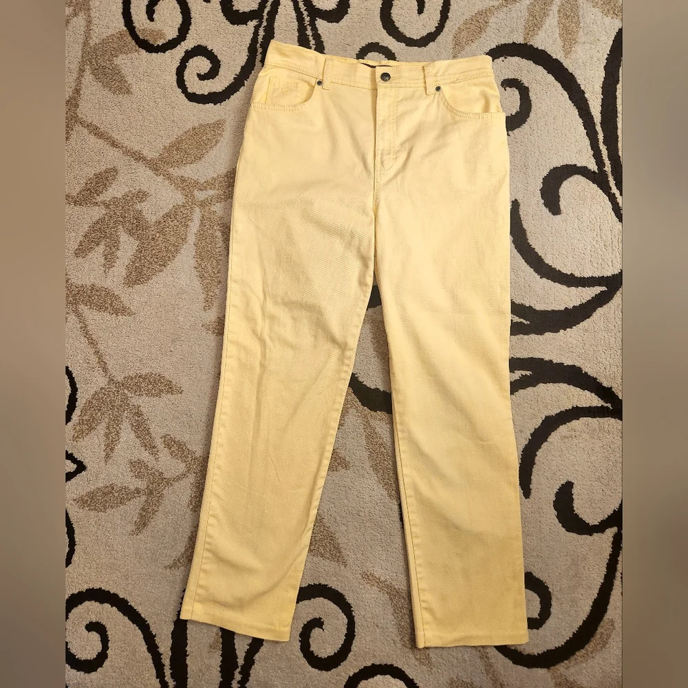 Gloria Vanderbelt Yellow Straight-Leg Jeans - Picture 2 of 8
